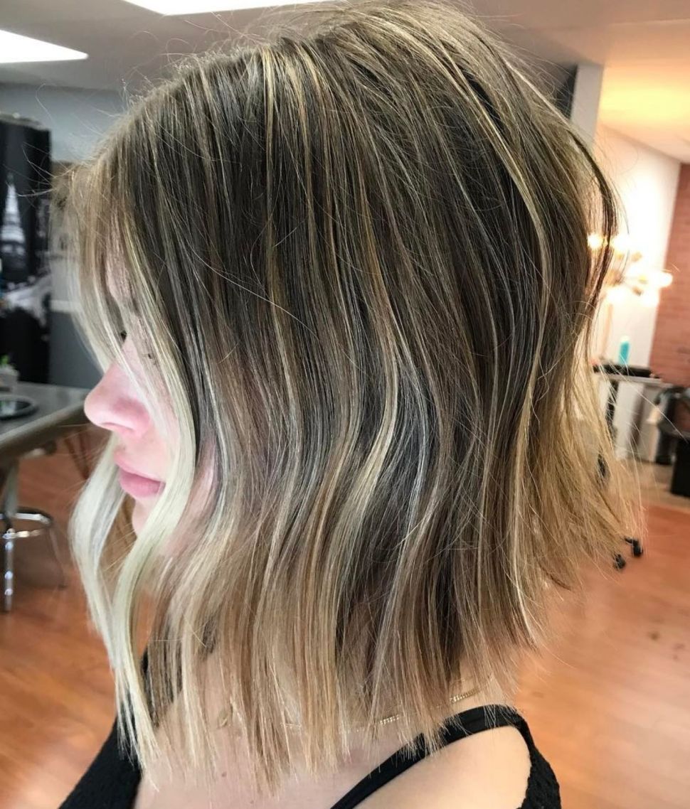 Longbob stumpf geschnitten mit Balayage